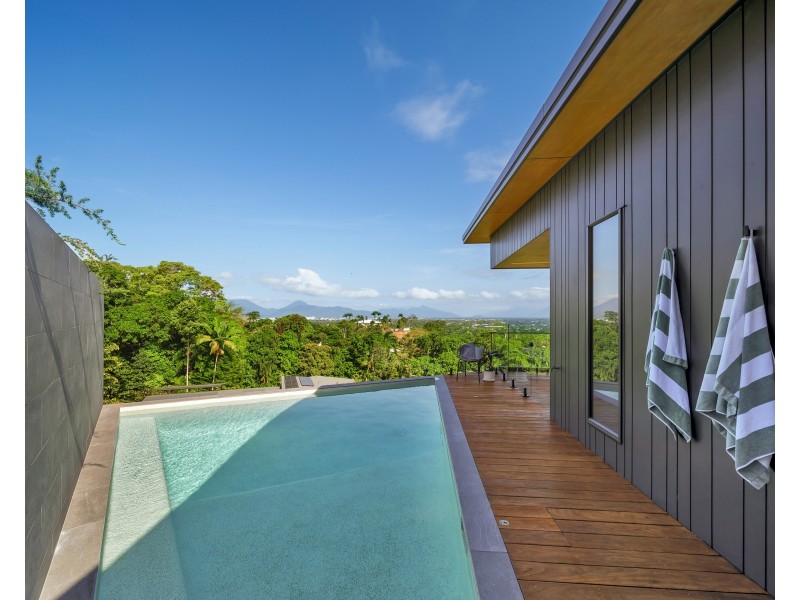 23 Knott Court, Whitfield QLD 4870