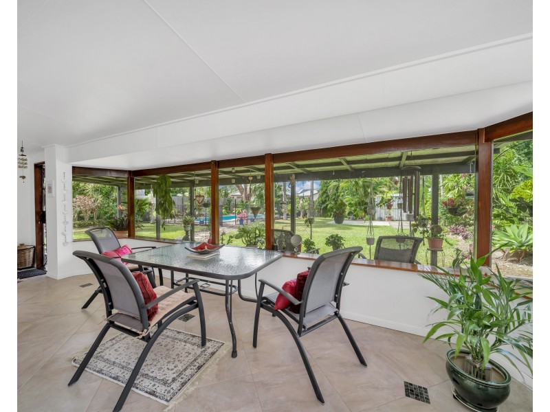 19 Caribbean Street, Holloways Beach QLD 4878
