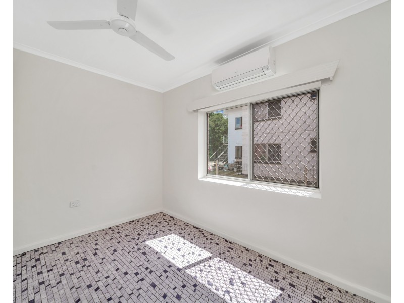 1/15 Girralong Street, Woree QLD 4868