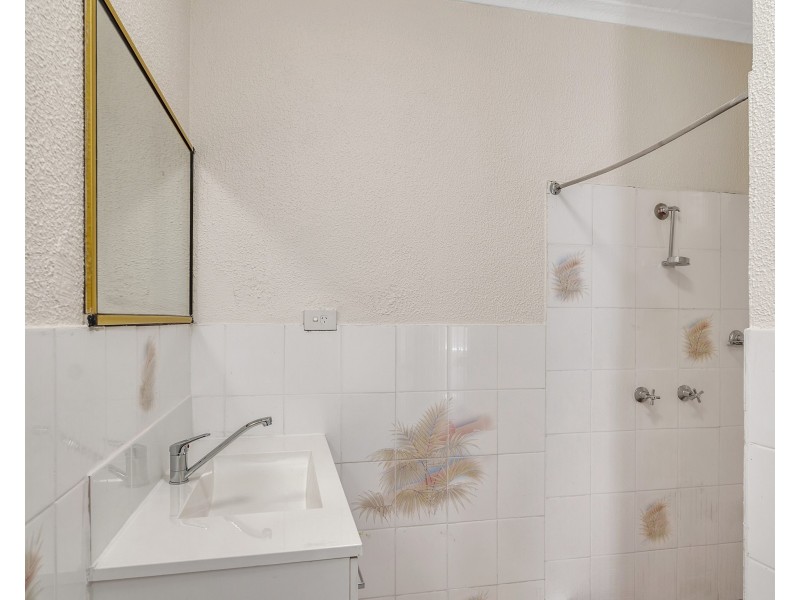 1/15 Girralong Street, Woree QLD 4868