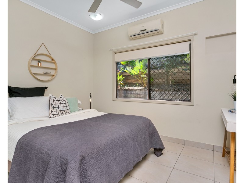 8 Sandpiper Court, Bayview Heights QLD 4868