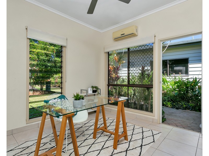 8 Sandpiper Court, Bayview Heights QLD 4868