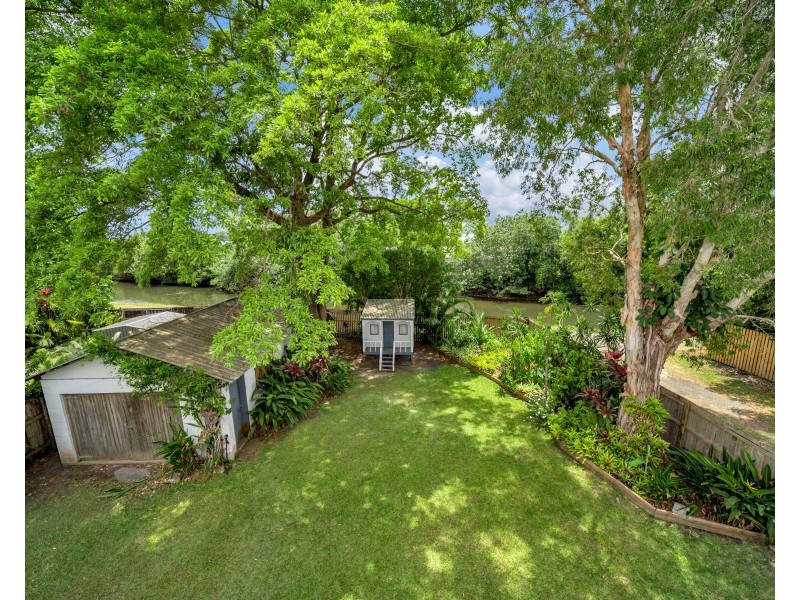 18 Dalton Street, Bungalow QLD 4870