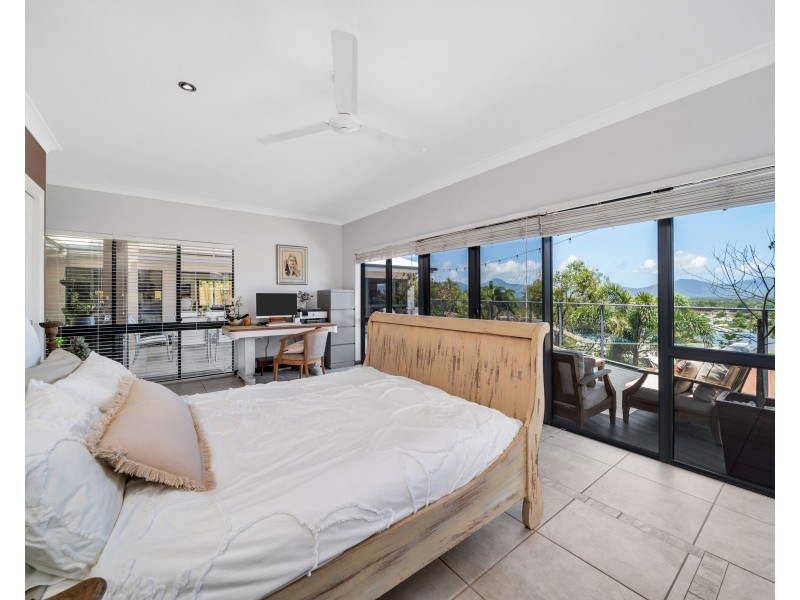 10 Senate Street, Bentley Park QLD 4869