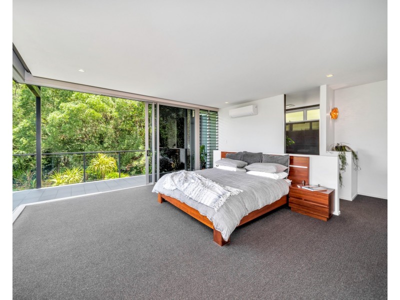 19 Buckinghamia Close, Redlynch QLD 4870