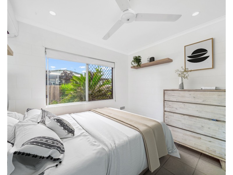 24 Mintaro Crescent, Woree QLD 4868