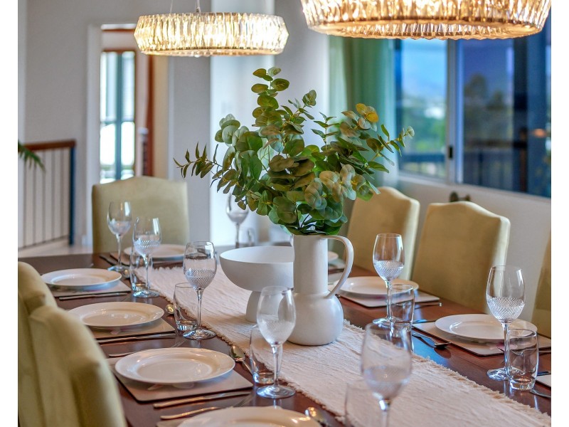 6 Strutton Place, Mooroobool QLD 4870