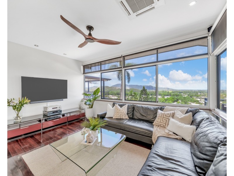 6 Strutton Place, Mooroobool QLD 4870