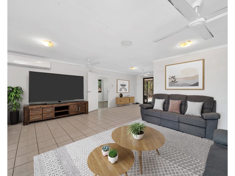 17 Sunflower Drive, Mooroobool QLD 4870