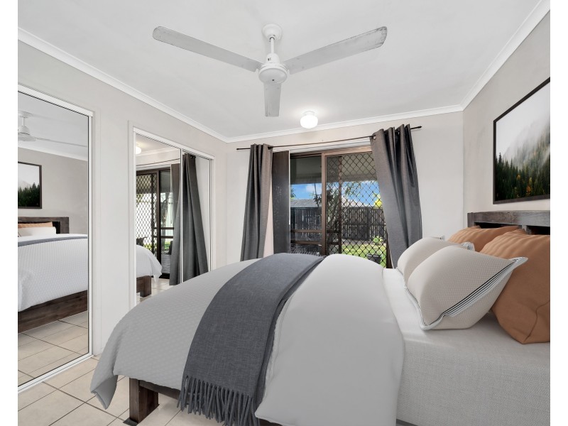 17 Sunflower Drive, Mooroobool QLD 4870