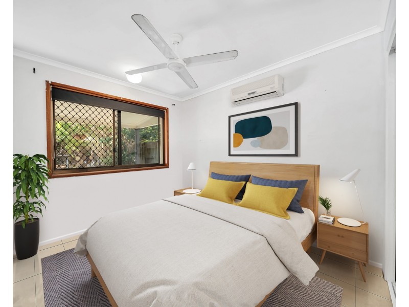 17 Sunflower Drive, Mooroobool QLD 4870