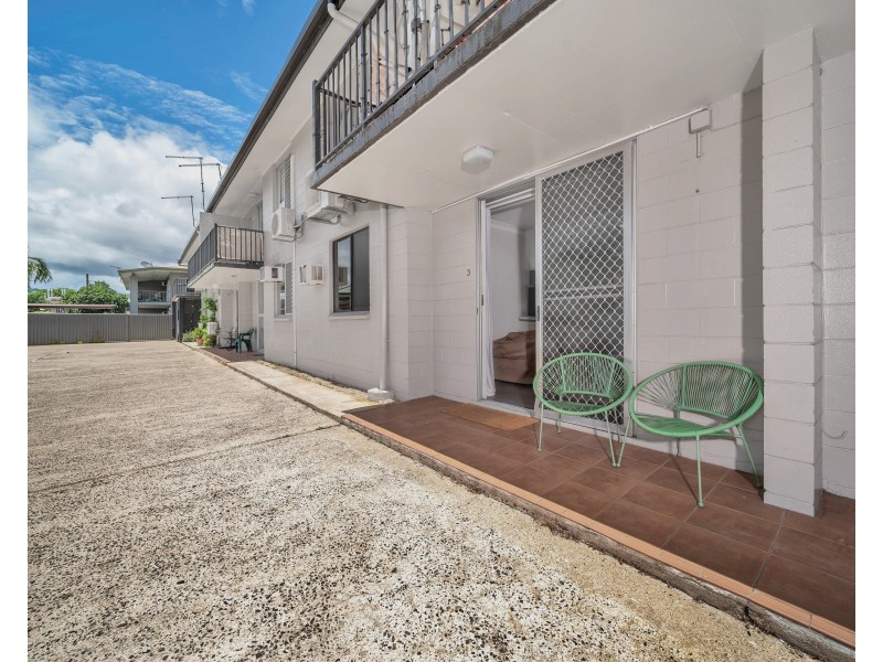 3/211 Lake Street, Cairns North QLD 4870