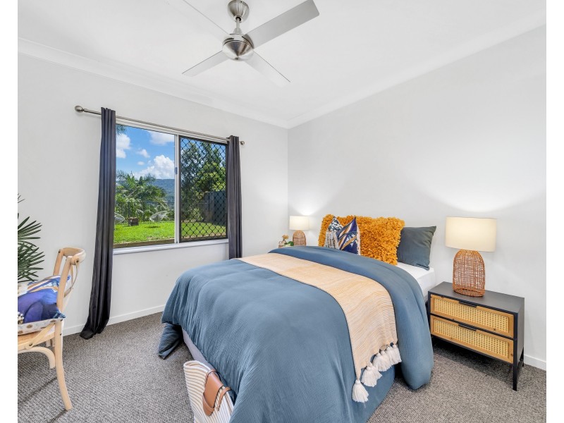 53 Koppen Terrace, Mooroobool QLD 4870