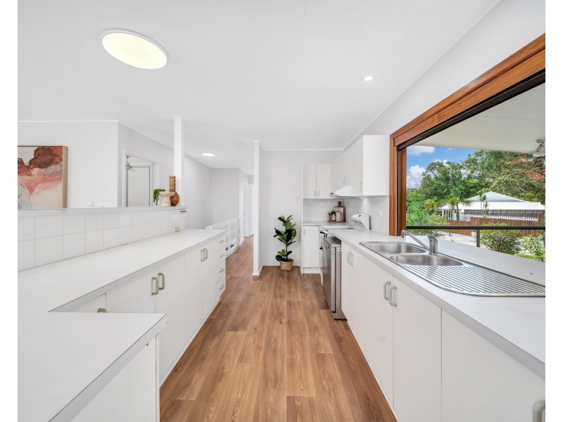 77 Mansfield Street, Earlville QLD 4870