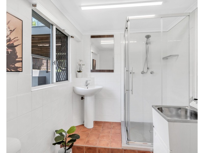 77 Mansfield Street, Earlville QLD 4870