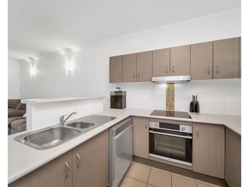 103/1 Maytown Close, Manoora QLD 4870
