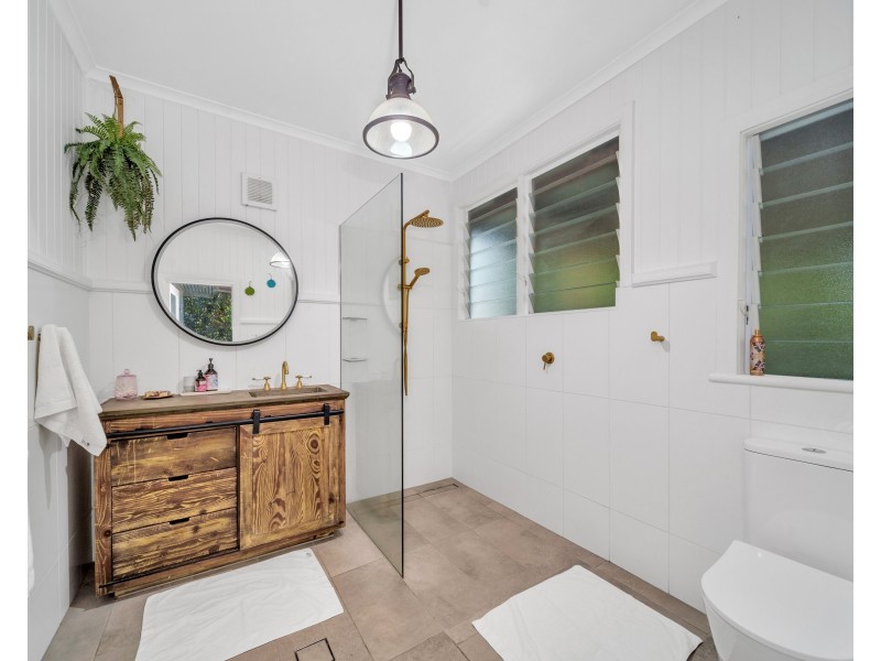 388 Mcleod Street, Cairns North QLD 4870