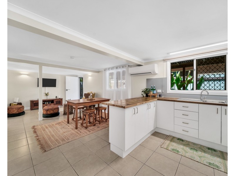 388 Mcleod Street, Cairns North QLD 4870