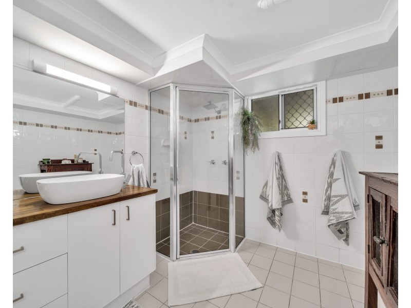 388 Mcleod Street, Cairns North QLD 4870