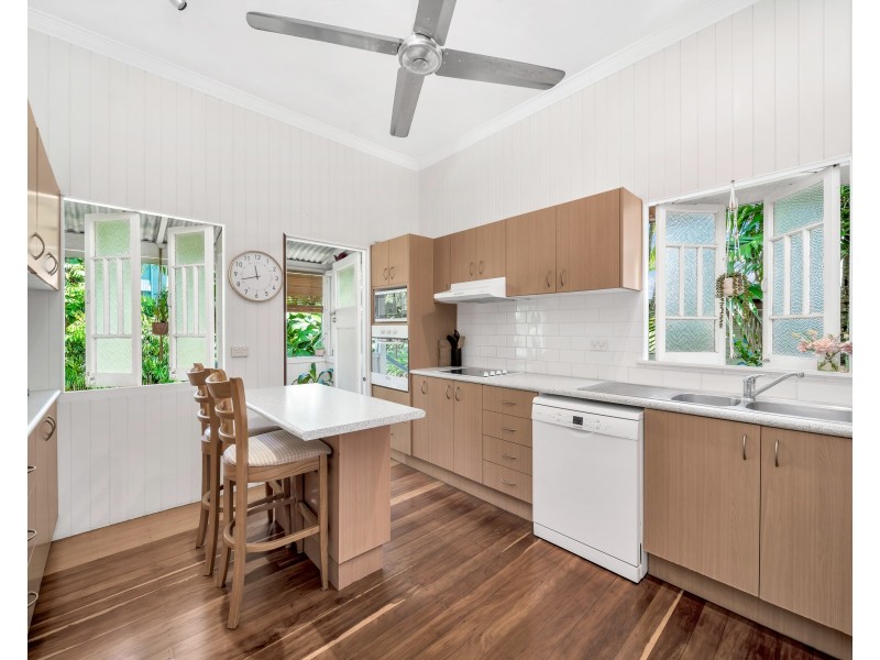 28 Rowe Street, Earlville QLD 4870