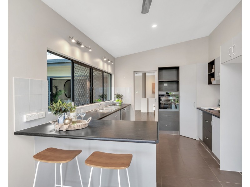 6 Alderman Street, Mount Sheridan QLD 4868