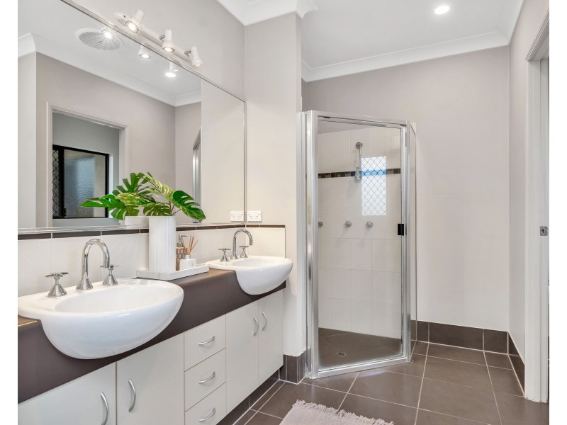 6 Alderman Street, Mount Sheridan QLD 4868