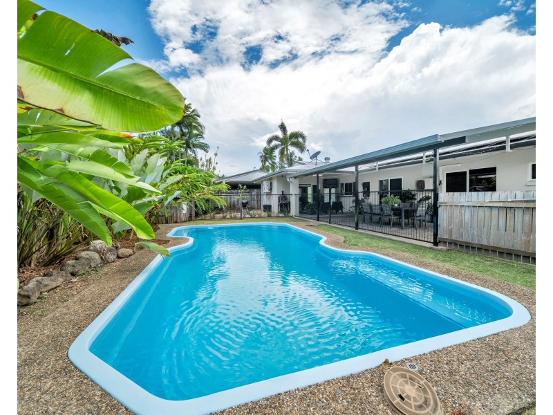 80 Bathurst Drive, Bentley Park QLD 4869