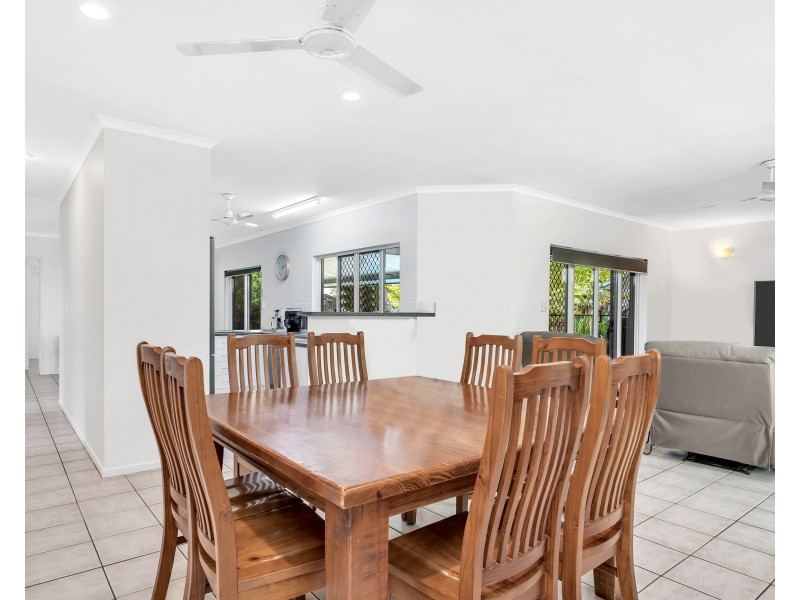 80 Bathurst Drive, Bentley Park QLD 4869