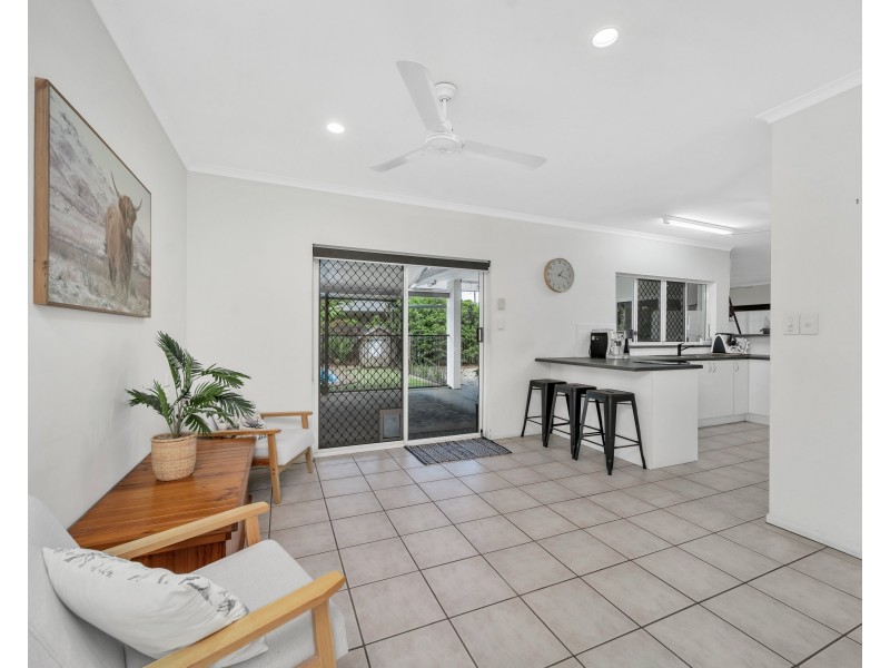 80 Bathurst Drive, Bentley Park QLD 4869