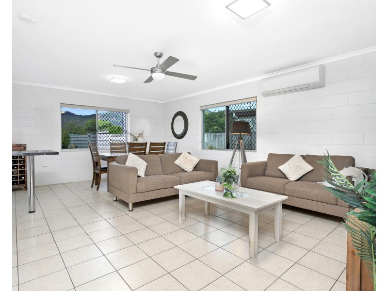 24 Lois Street, Mooroobool QLD 4870