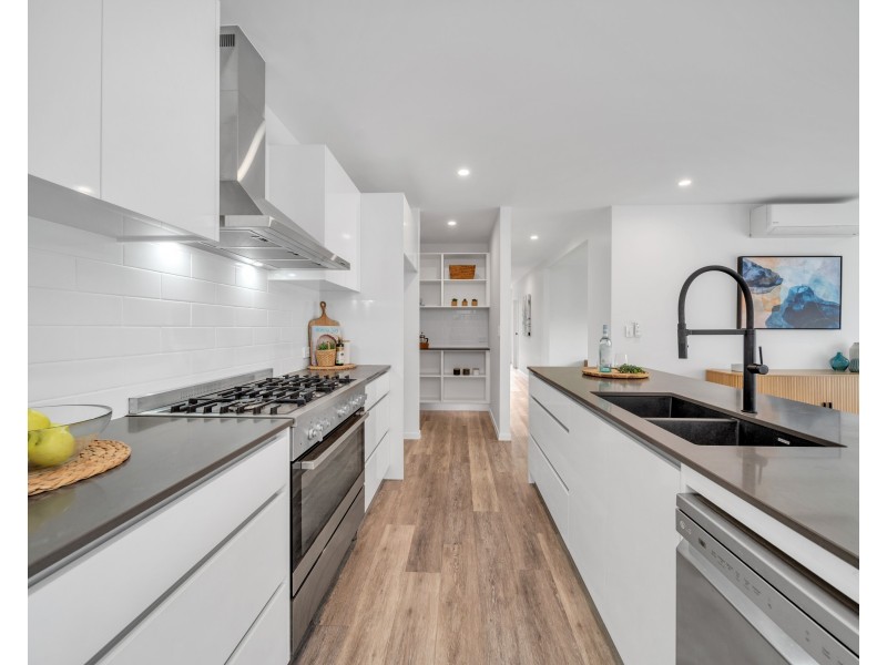 19C Master Circuit, Trinity Beach QLD 4879