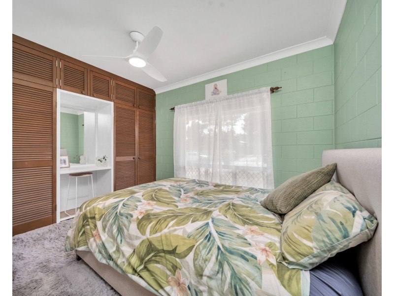 11 Ethel Close, Redlynch QLD 4870