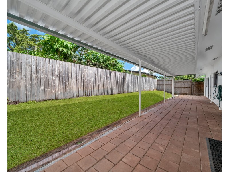 11 Ethel Close, Redlynch QLD 4870