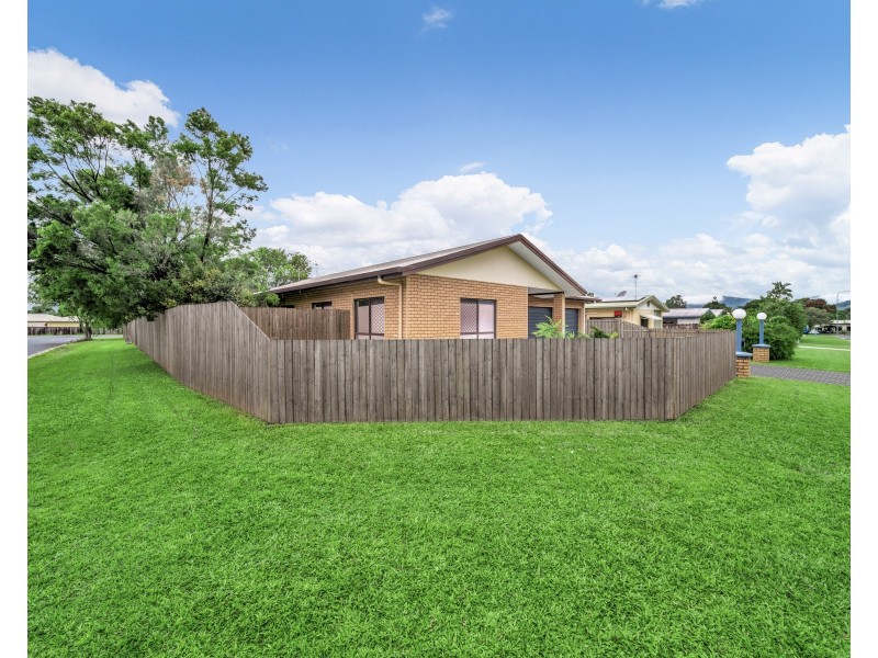 1 Paluma Street, Mount Sheridan QLD 4868