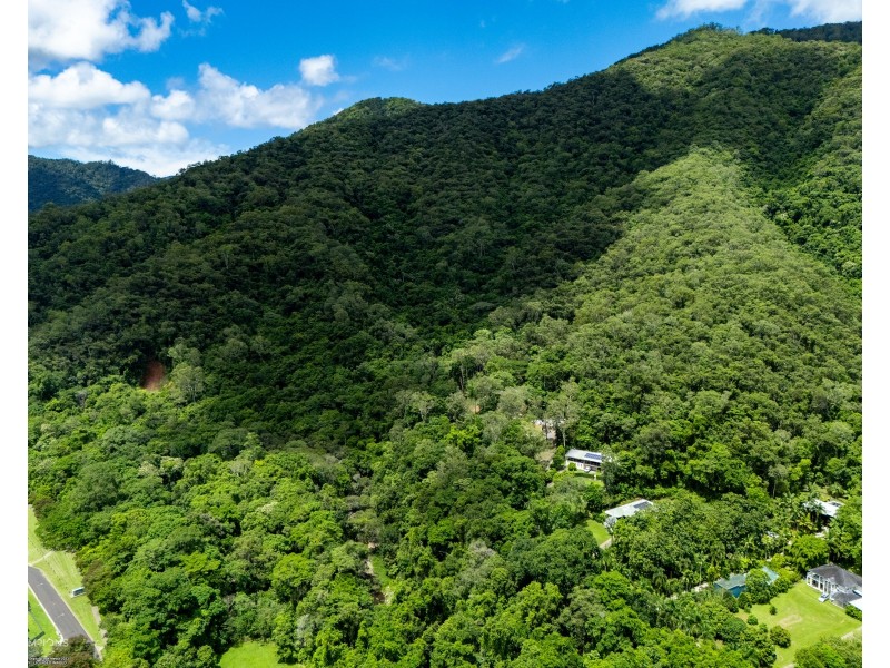 42 Woodridge Close, Redlynch QLD 4870