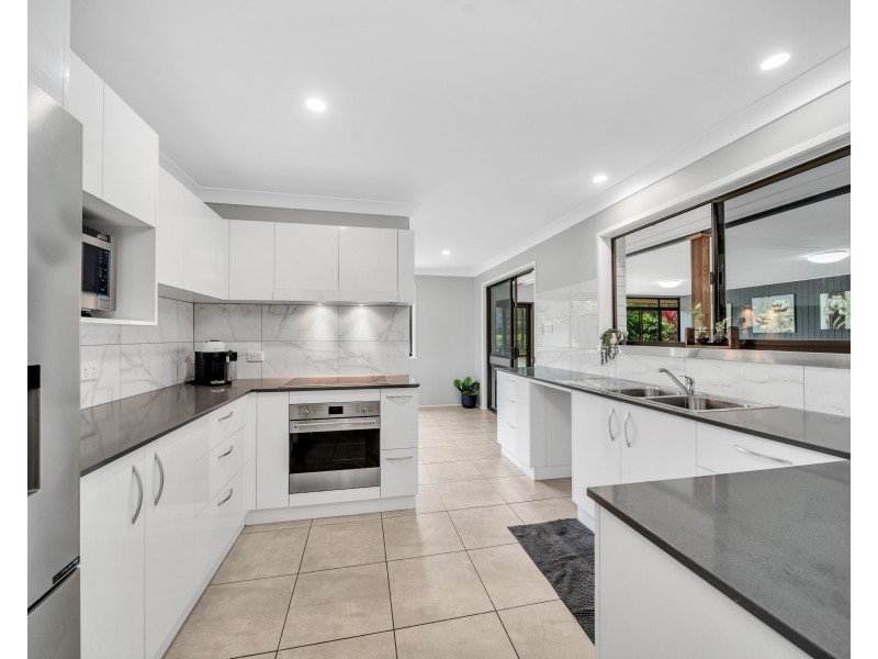 42 Monaro Close, Kuranda QLD 4881