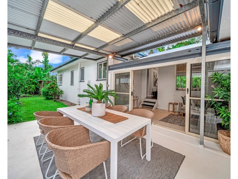 74 Upper Miles Street, Manoora QLD 4870