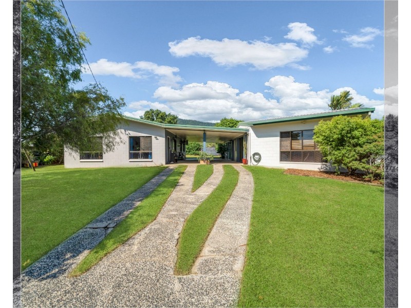 11 Beth Close, Woree QLD 4868