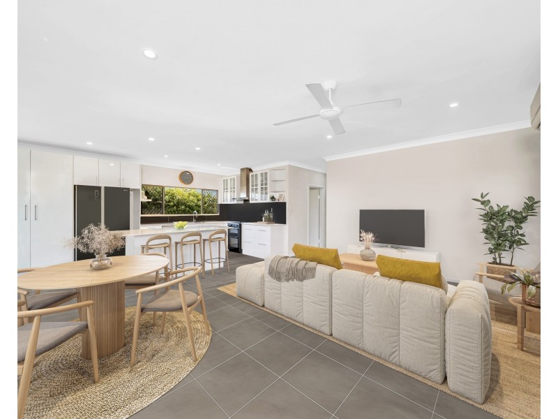 11 Beth Close, Woree QLD 4868