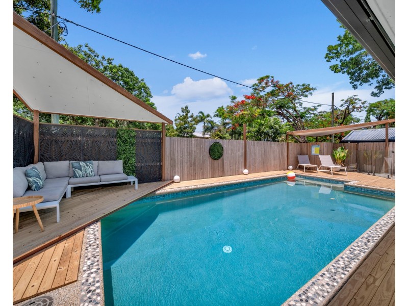 5 David Street, Manunda QLD 4870