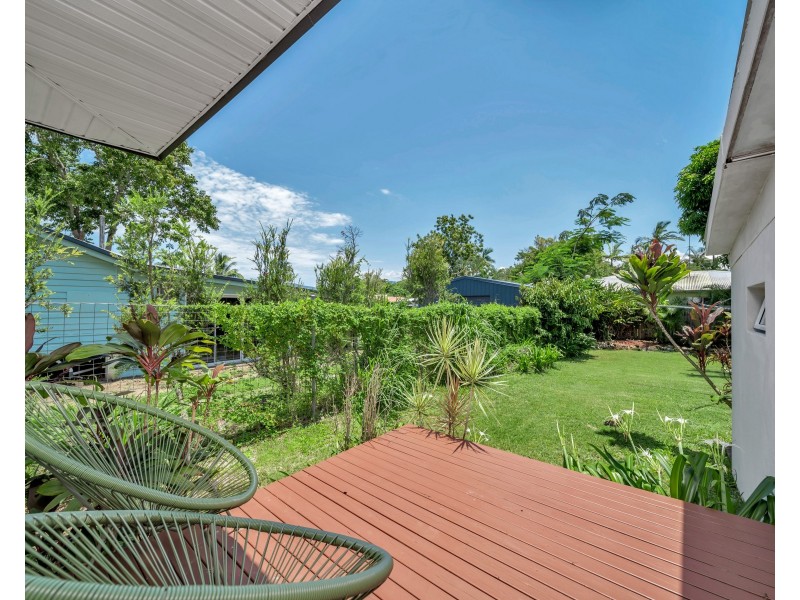 5 David Street, Manunda QLD 4870