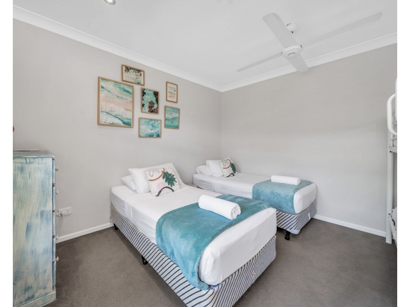 5 David Street, Manunda QLD 4870