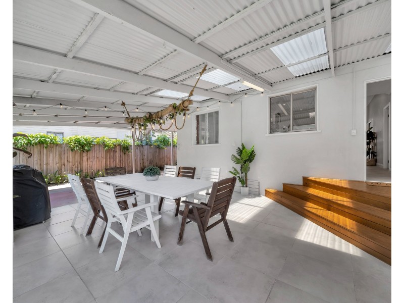 5 David Street, Manunda QLD 4870