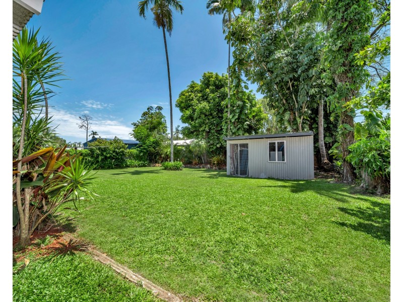 5 David Street, Manunda QLD 4870