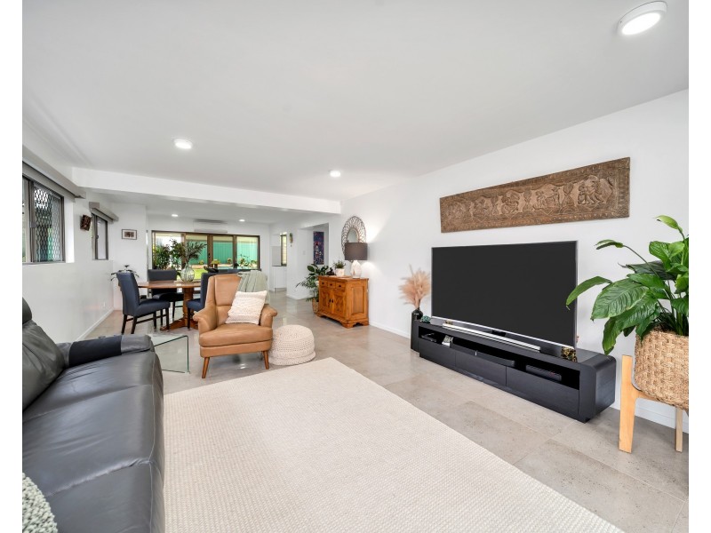 53 Park Street, Bayview Heights QLD 4868