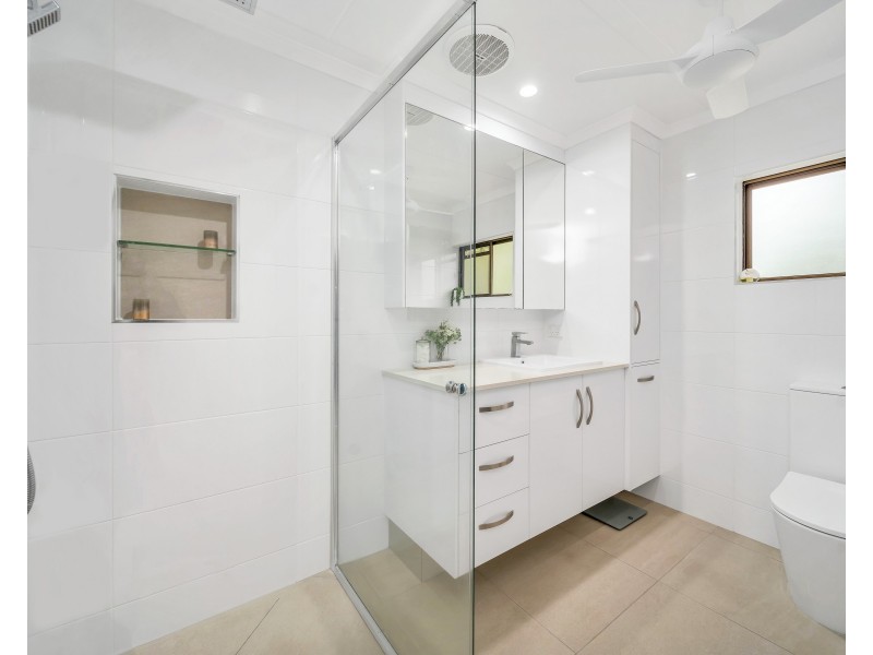 53 Park Street, Bayview Heights QLD 4868