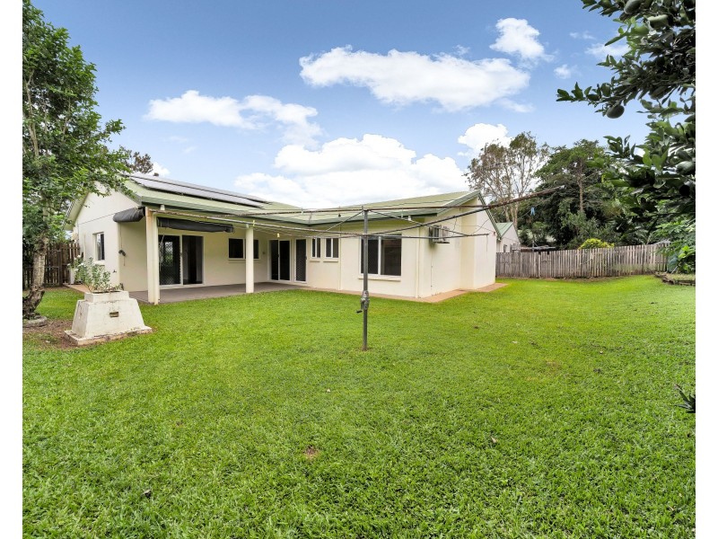 13 Nell Close, Kanimbla QLD 4870