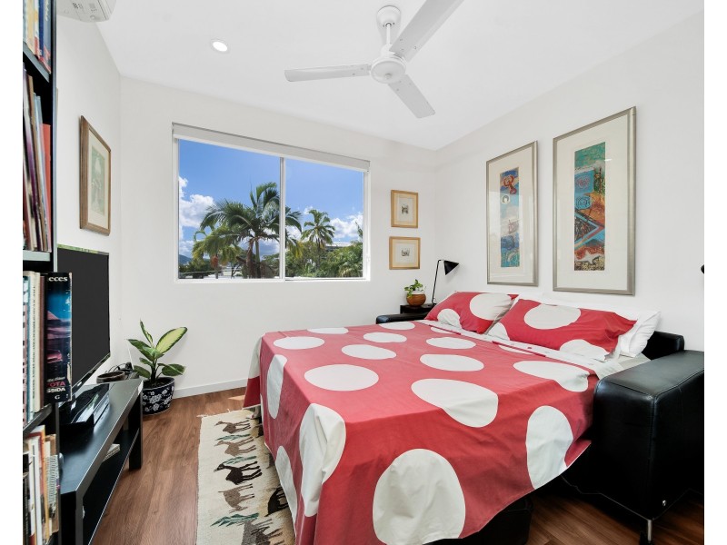 11/21 Digger Street, Cairns North QLD 4870