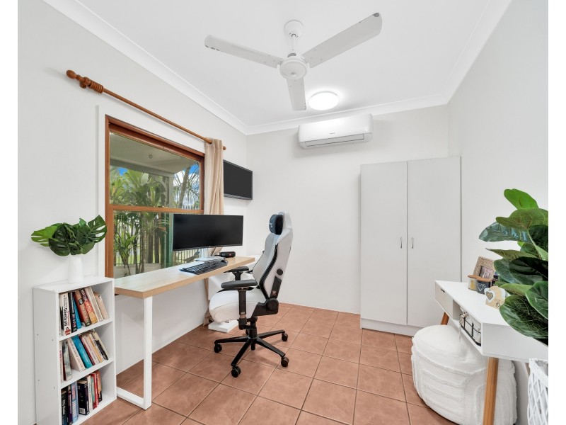 5 Holroyd Court, Mount Sheridan QLD 4868