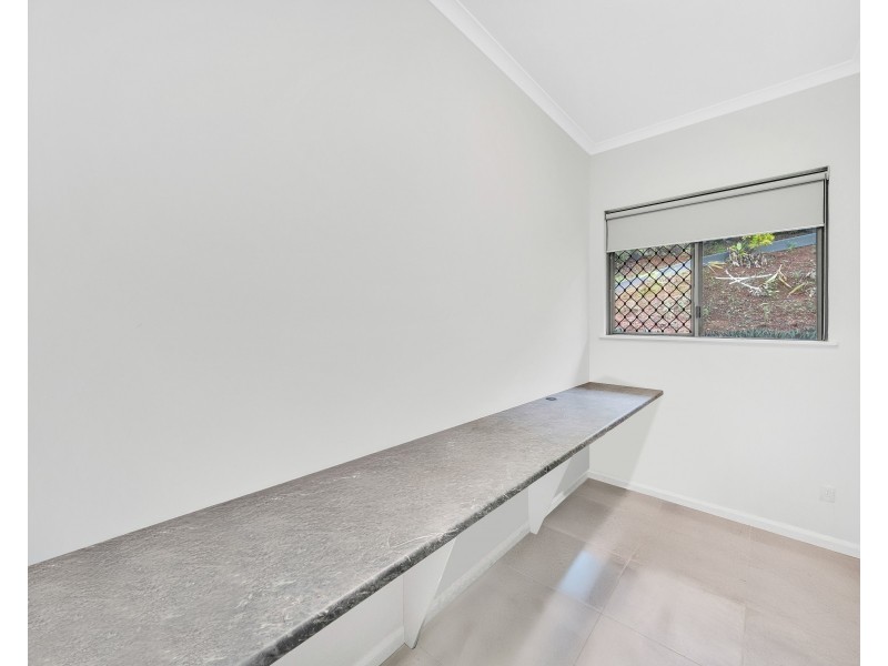 23 Senate Street, Bentley Park QLD 4869